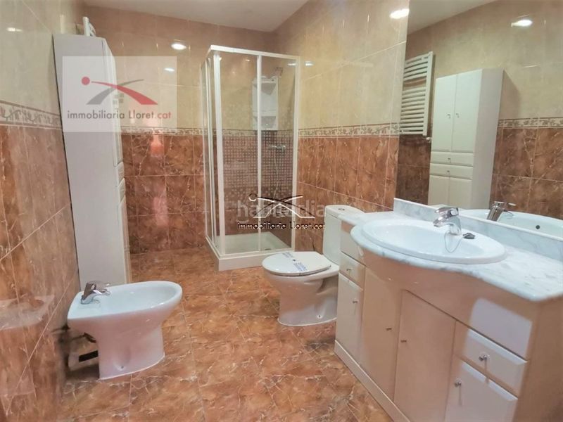 Foto 3e430afa-c7b1-4563-bb6c-f55923c1dde8. Casa amb calefacció aparcament piscina a Condado del Jaruco - Puigventós Lloret de Mar