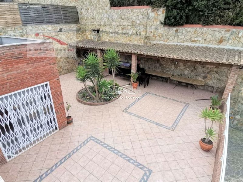 Foto a3dc79b9-8de5-4177-928a-c08c3885dc2b. Casa amb calefacció aparcament piscina a Condado del Jaruco - Puigventós Lloret de Mar