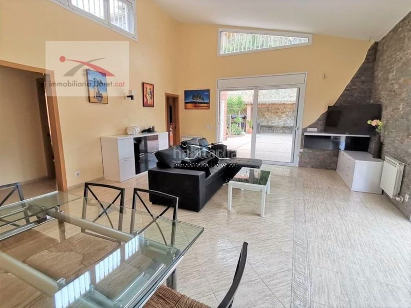 Foto b88a7a3e-0f49-42c4-b8fa-981d1c737286. Casa amb calefacció aparcament piscina a Condado del Jaruco - Puigventós Lloret de Mar