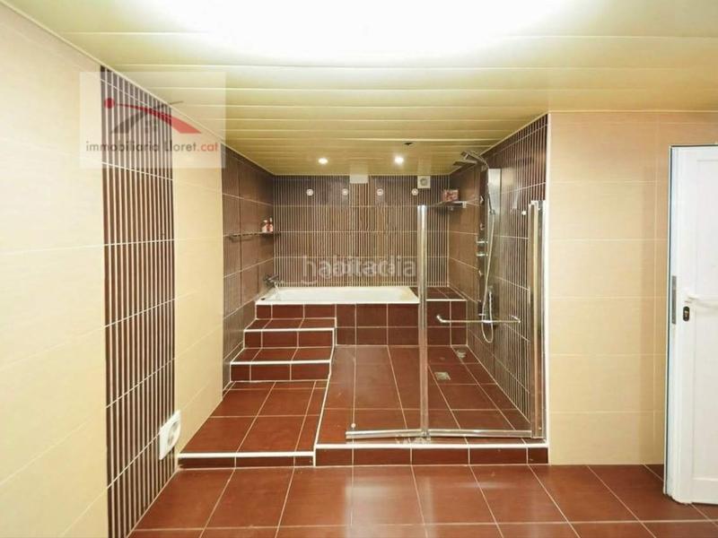 Foto 459b725c-452d-431d-93b8-e6d876e10aa8. Haus mit heizung parking pool in Canyelles Lloret de Mar