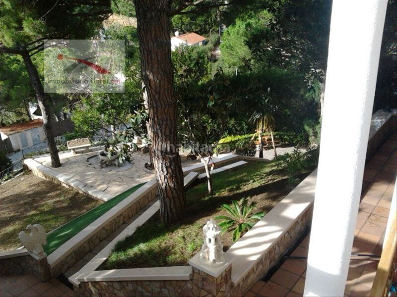 Foto 8f266c45-313d-43a0-9a6d-c5d885ac707d. Casa amb calefacció aparcament piscina a Canyelles Lloret de Mar
