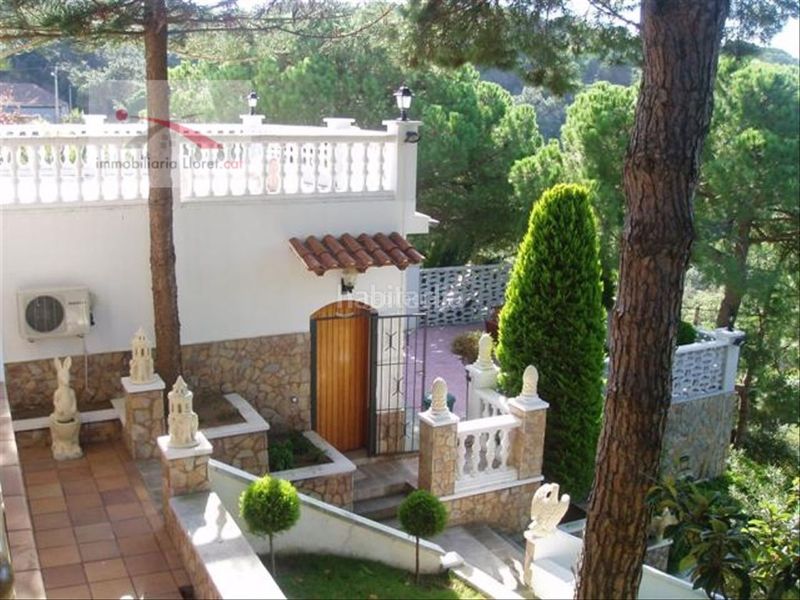 Foto dc862ba7-80e7-48bc-9854-95441aeebae9. Casa amb calefacció aparcament piscina a Canyelles Lloret de Mar
