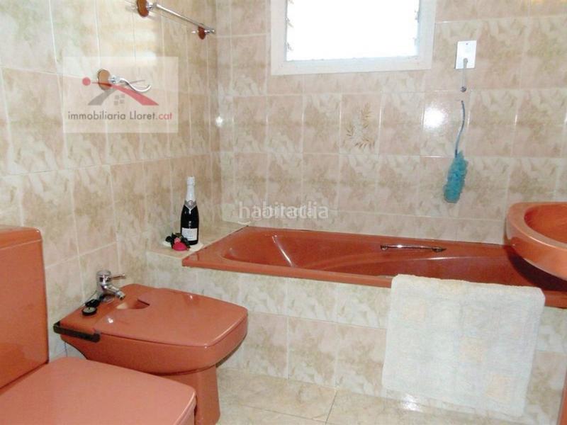 Foto 70fae3f4-5eb7-4a4a-b978-f1a6b461d035. Casa con parcheggio piscina in Canyelles Lloret de Mar