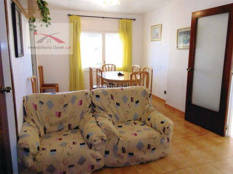 Foto 808f3bfd-8f51-4965-b91a-11b54f908b5c. Casa con parcheggio piscina in Canyelles Lloret de Mar