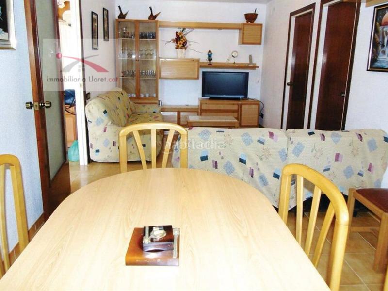 Foto efb9a44e-e7e2-4f8a-9b01-0d92bfdcf272. Casa con parcheggio piscina in Canyelles Lloret de Mar