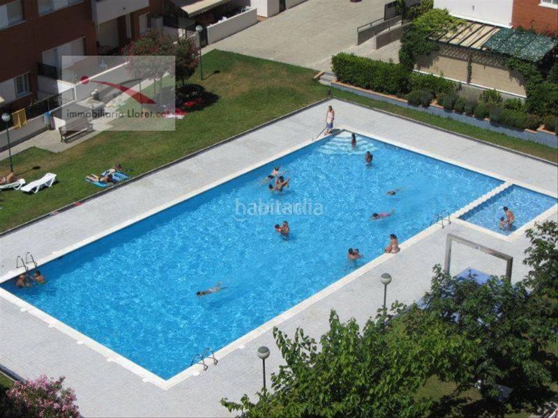 Foto 7e8dc240-b6b0-423c-b3fb-4fa832a5ca28. Àtic amb calefacció aparcament piscina a Fenals Lloret de Mar