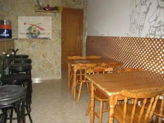 Local commercial à Fenals. Bar de 40m2 a un paso de la playa