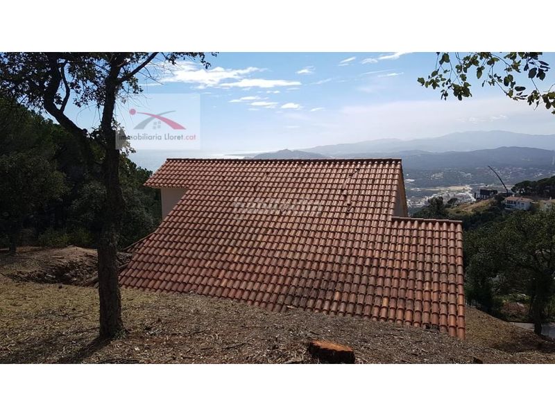 Foto e67c3e5e-48c6-4526-a8d0-749f8fc71760. Casa amb aparcament piscina a Roca Grossa Lloret de Mar