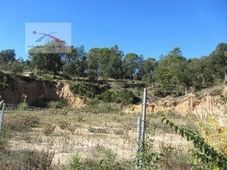 Terreno residenziale in Aiguaviva Parc. Urb. aiguaviva parc de1.290m2 plano y con sol todo el día