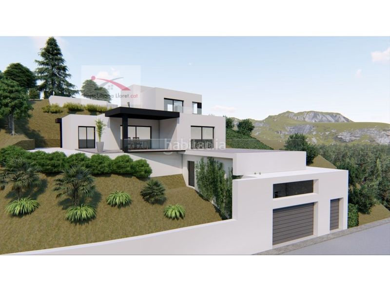 Foto be21c674-864f-44a6-bb47-fd19915f10a6. Casa amb aparcament piscina a Roca Grossa Lloret de Mar