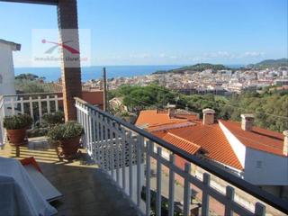 Casa a Mas Baell-Can Carbó. Vistas al mar en puig den pla, dentro de población