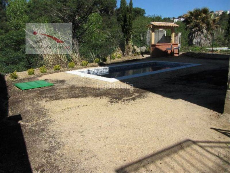 Foto af0dfae7-aaef-4dc8-9aa0-6917e887beb3. Casa amb calefacció piscina a Aiguaviva Parc Vidreres