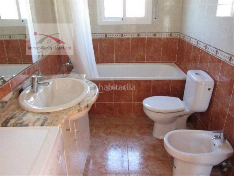 Foto d9f908ce-31d6-452f-99f3-fb994a269daa. Casa amb calefacció piscina a Aiguaviva Parc Vidreres