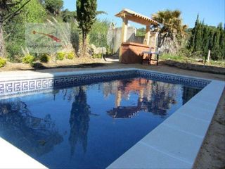 Casa in Calle grèvol 41. Precio negociable!!... licencia turística... casa 4hb  1 apartam