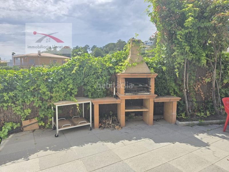 Foto 9cf48980-5069-480d-bd7f-dd7a3a52509d. Casa amb aparcament a Roca Grossa Lloret de Mar