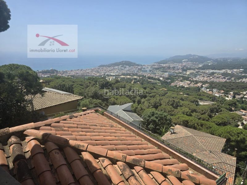 Foto 0745b6b8-e2a3-4f14-9878-3198990c4941. Casa amb aparcament a Roca Grossa Lloret de Mar