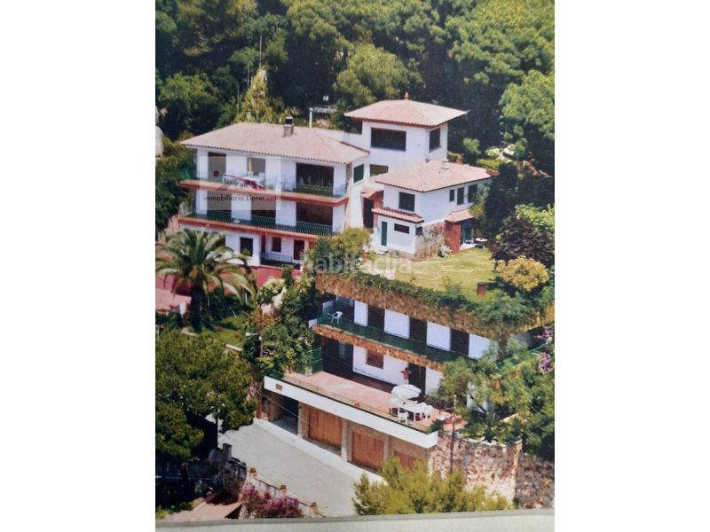 Foto 12fff7f6-4b95-4a73-84fb-2b581514a44c. Casa amb aparcament a Roca Grossa Lloret de Mar