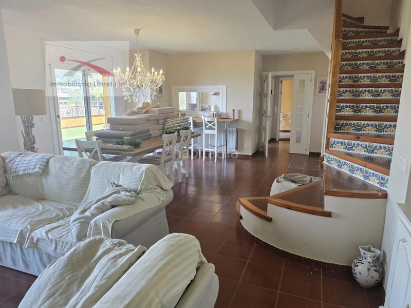Foto 4a5298e6-5d40-4085-baf2-5ad0bdd79d6d. House in Roca Grossa Lloret de Mar