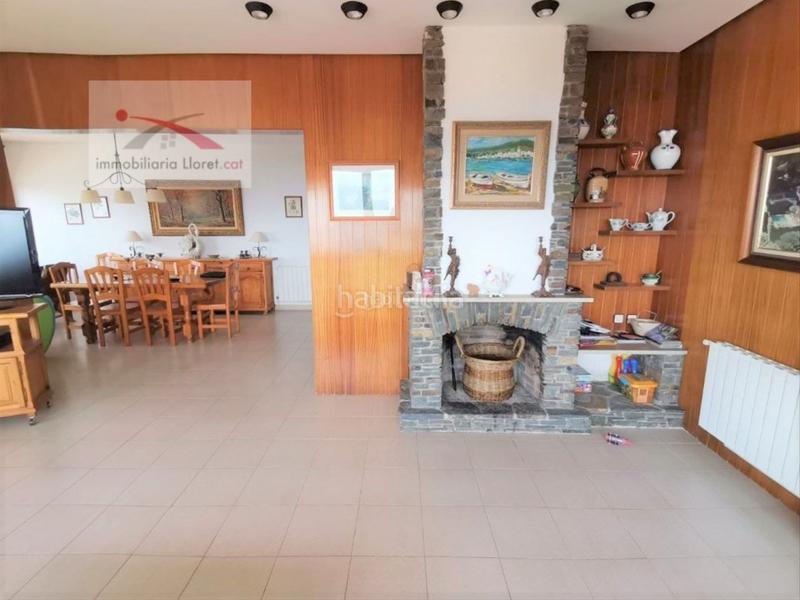 Foto 7d8e93a1-b6d2-4420-9ad0-17dee43d1284. Casa urb. santa cristina con vistas mar... puede ir andando a la playa en Blanes