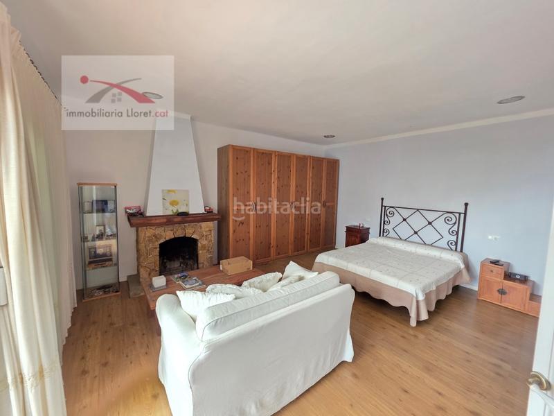 Foto 4f472ab0-2a0f-4c58-943b-8e6a046c9db7. Haus in Centre Lloret de Mar