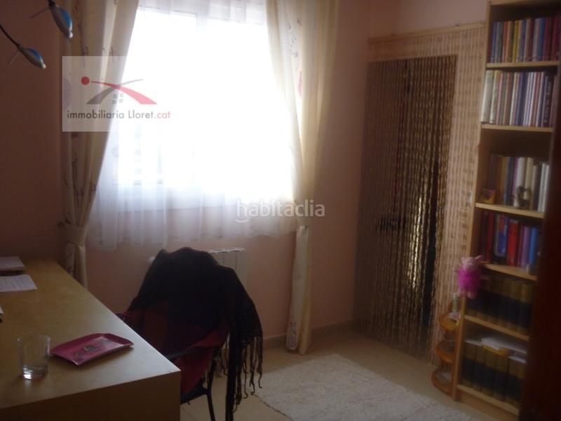 Foto 8e3b7640-8eec-4e35-9655-09ca21d6118d. Casa amb aparcament a Aiguaviva Parc Vidreres