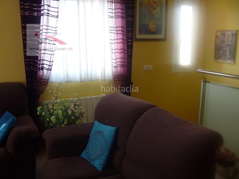 Foto c276c3a6-6d9f-4844-baf5-738ba807ec84. Casa amb aparcament a Aiguaviva Parc Vidreres