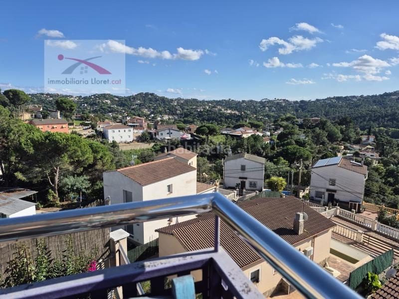 Foto fe0f019a-9c9d-4544-b599-4079a33b833d. Casa amb aparcament a Aiguaviva Parc Vidreres