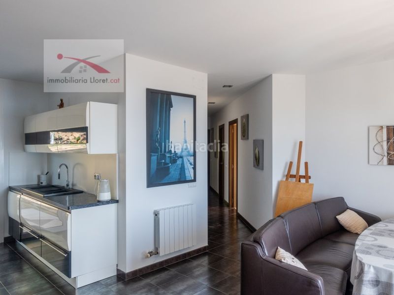 Foto 0ba82a48-b842-408c-87ab-f25fd614e5be. Casa amb aparcament a Roca Grossa Lloret de Mar