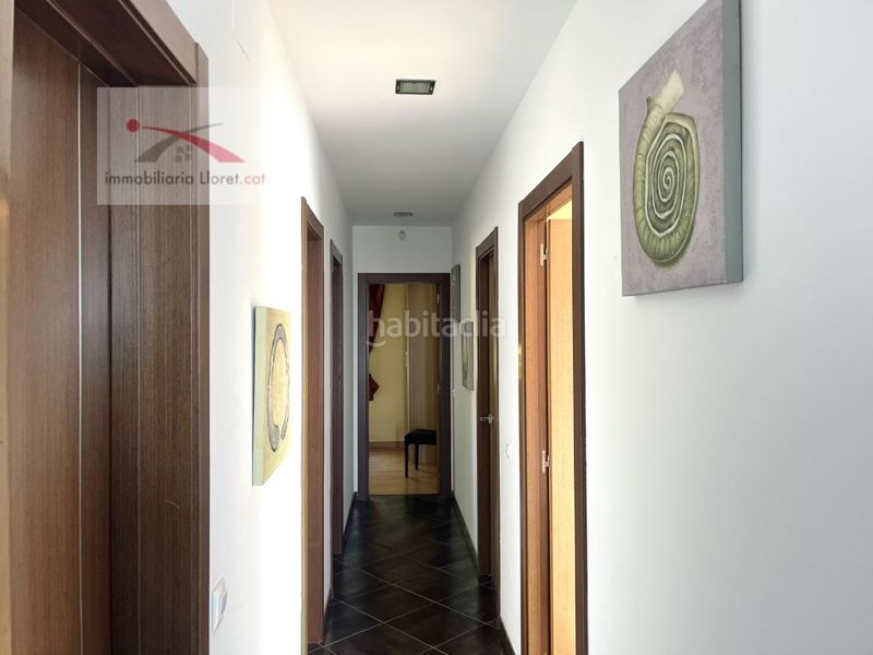 Foto 1fcdad52-c1e6-45c4-bd6f-602327a7555a. Casa amb aparcament a Roca Grossa Lloret de Mar