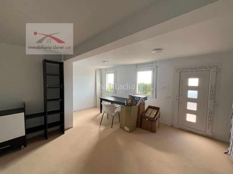 Foto 79c81c3d-bf53-4da4-ae9f-9c97d68d35a4. Casa amb aparcament a Roca Grossa Lloret de Mar