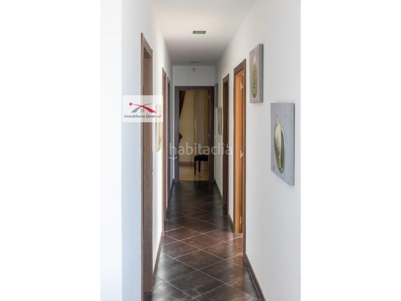 Foto 6766e970-57cc-41d8-8a03-bd77df40eb13. Rent house with parking in Roca Grossa Lloret de Mar