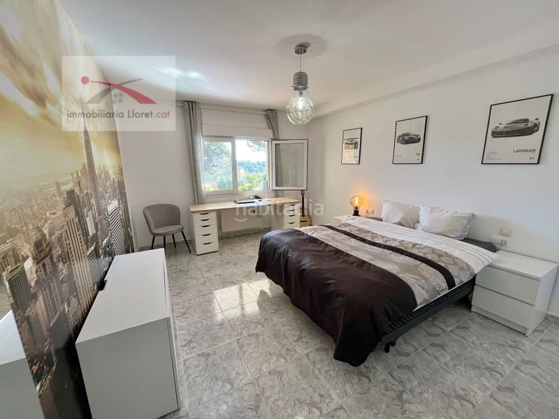 Foto 2c976700-d4e0-4c22-a8a7-d6bba4117bbf. Casa amb aparcament a Roca Grossa Lloret de Mar