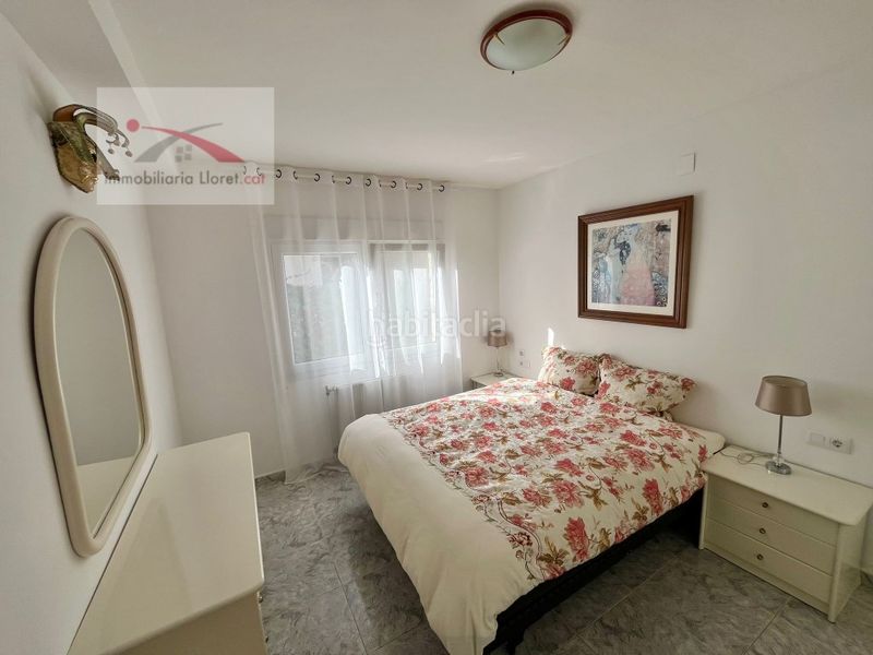 Foto 85256b9c-cd2a-4b6b-95f0-4a4856601b59. Casa amb aparcament a Roca Grossa Lloret de Mar