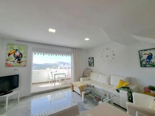 Dúplex a Playa Poniente. Precioso apartamento dúplex con vistas al mar