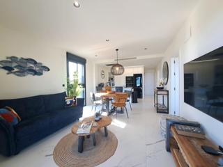 Appartement à Balcón de Finestrat-Terra Marina. Apartamento con terraza y jardín en balcón de finestrat