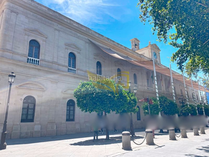 Foto 5d4ab085-5194-408f-b118-ff83f5d32f66. Edifici a Alfalfa - Santa Cruz Sevilla