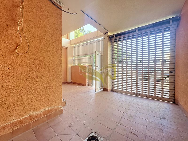 Foto 4ca6eb41-b96b-4d76-b881-ef5c18d66bc2. Casa aparellada amb xemeneia calefacció aparcament a Torres de Cotillas (Las)