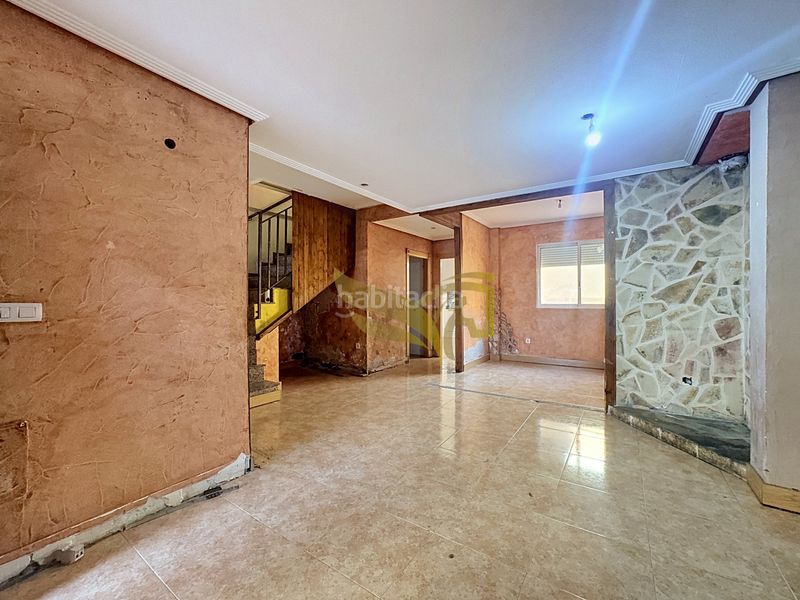 Foto 8814716d-4038-48c3-a110-961185a57e40. Casa aparellada amb xemeneia calefacció aparcament a Torres de Cotillas (Las)