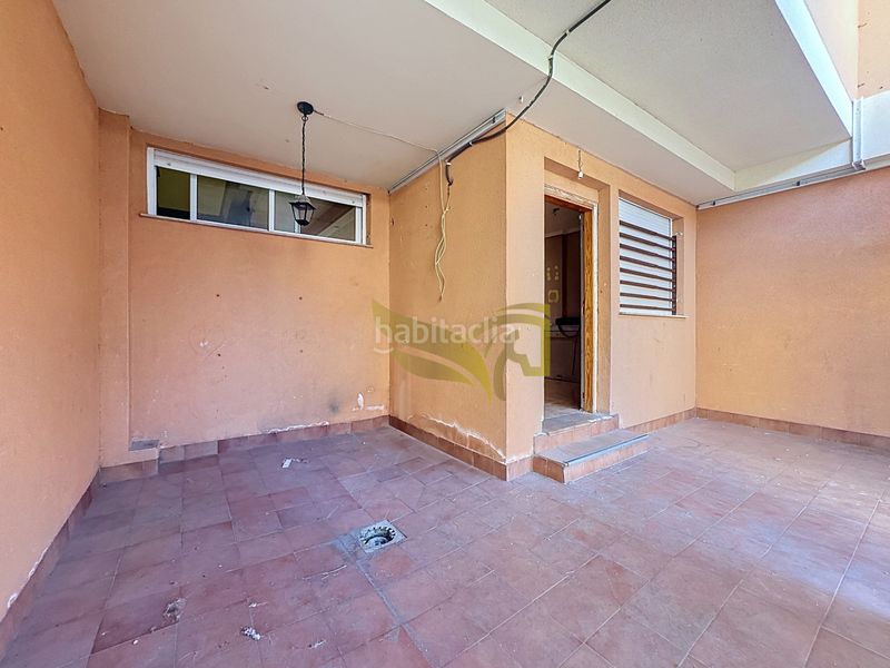 Foto b32105a0-b54d-4548-a4fb-a66b20d5a704. Casa aparellada amb xemeneia calefacció aparcament a Torres de Cotillas (Las)