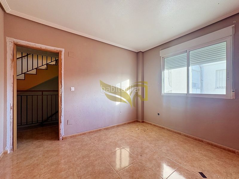 Foto de6e6b2f-c9a2-4376-a3ff-7127af079505. Casa aparellada amb xemeneia calefacció aparcament a Torres de Cotillas (Las)