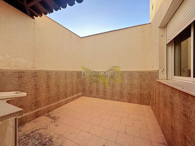 Foto f8e208cb-92be-419d-b110-be52171508a2. Casa aparellada amb xemeneia calefacció aparcament a Torres de Cotillas (Las)