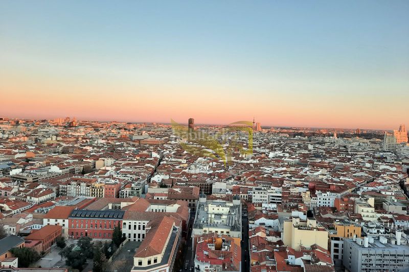Foto af2c4893-14a9-44ef-ac0b-0d6fed526b7d. Flat with heating pool in Argüelles Madrid