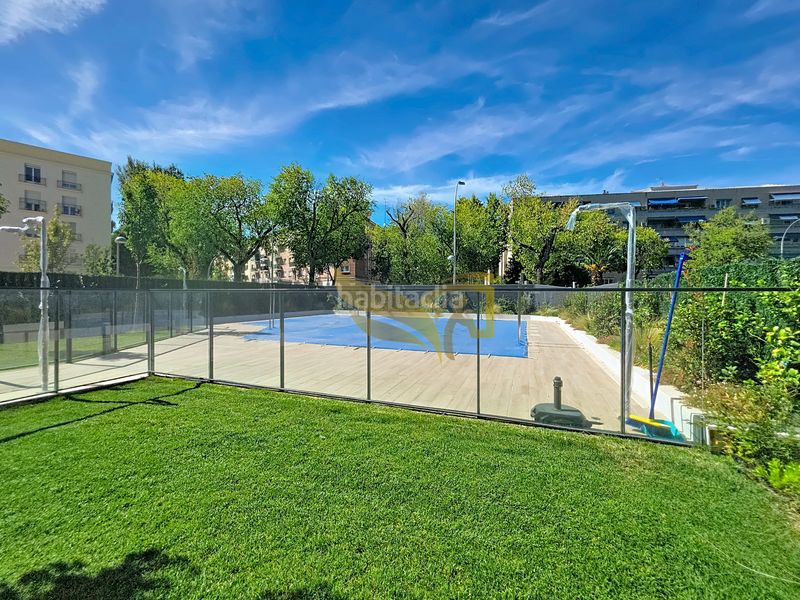 Foto 101925f3-49d6-4968-886e-3f6488412dd4. Pis amb calefacció aparcament piscina a Estrella Madrid