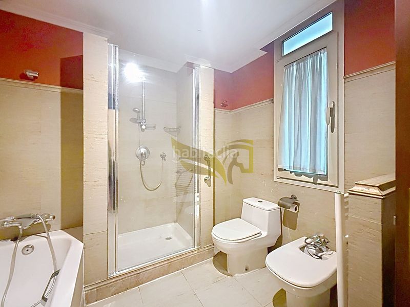 Foto 5420629c-964f-4e74-ac89-26e063edb5bc. Pis amb calefacció aparcament a San Bernardo Sevilla