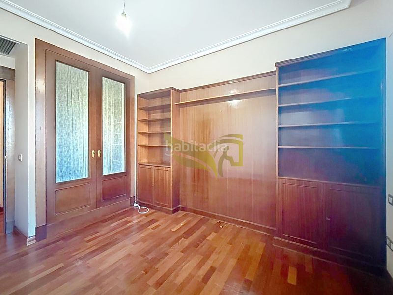 Foto ad364aac-1259-42fe-af6d-1f08b467e6e7. Pis amb calefacció aparcament a San Bernardo Sevilla