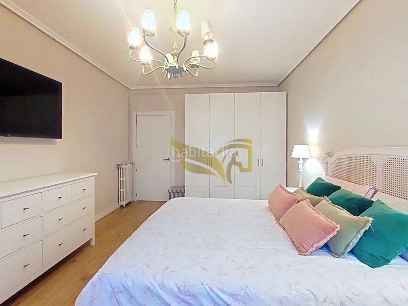 Foto a914b745-4051-41ab-8d05-90773551800f. Pis amb calefacció a Nueva España Madrid