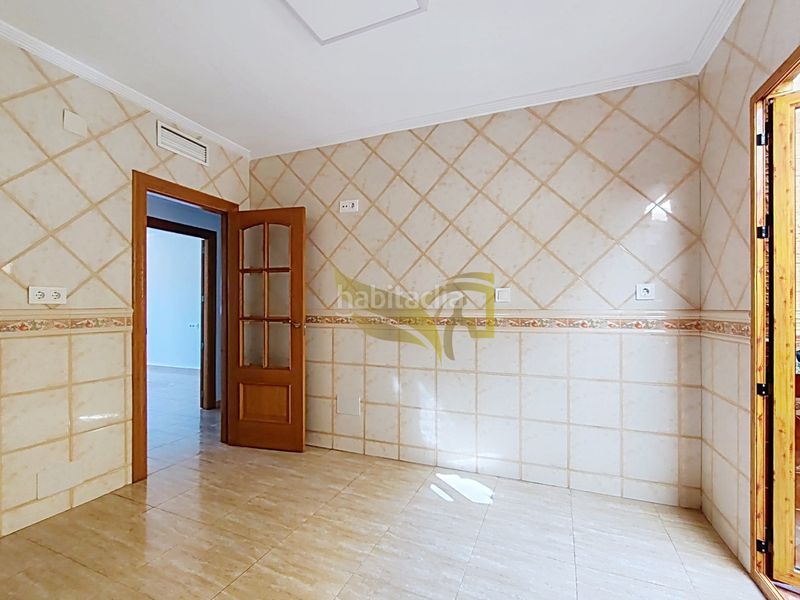 Foto 33b51eff-e503-4613-b0a7-04eb97e3fd7e. Pis a Santomera