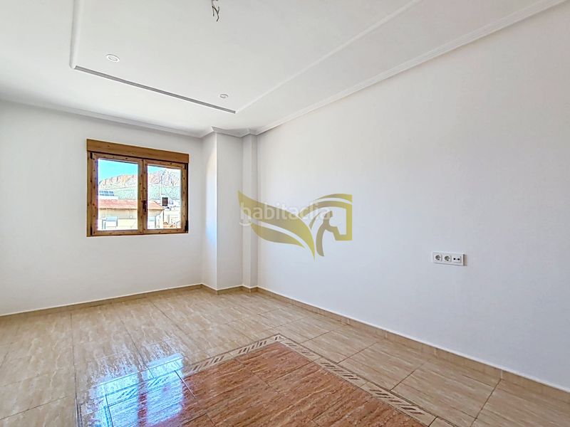 Foto cb3dfe27-23e1-4b43-bdc1-2ddfe53a0d0a. Pis a Santomera