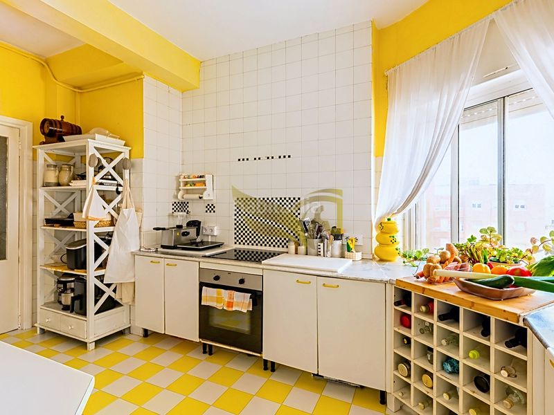 Foto 8e97830e-c0e8-4c6d-8873-e71903f3ff39. Pis amb calefacció aparcament a Castillejos-Cuzco Madrid