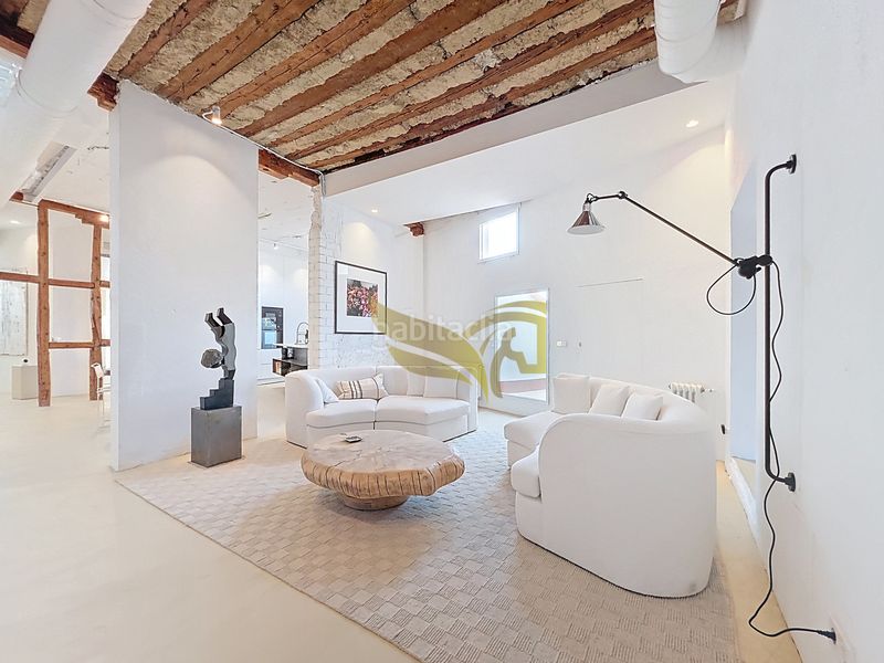 Foto 2c176f03-373c-41e2-8fe1-ed02526817bc. Àtic amb calefacció a Sol Madrid